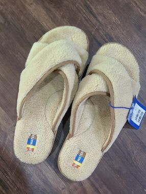 Freewaters Cuddles Faux Shearling Cross Slides XL Tan Unisex NWT